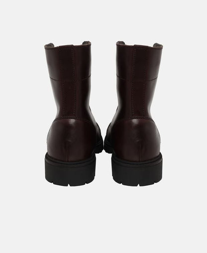 Schnürstiefeletten