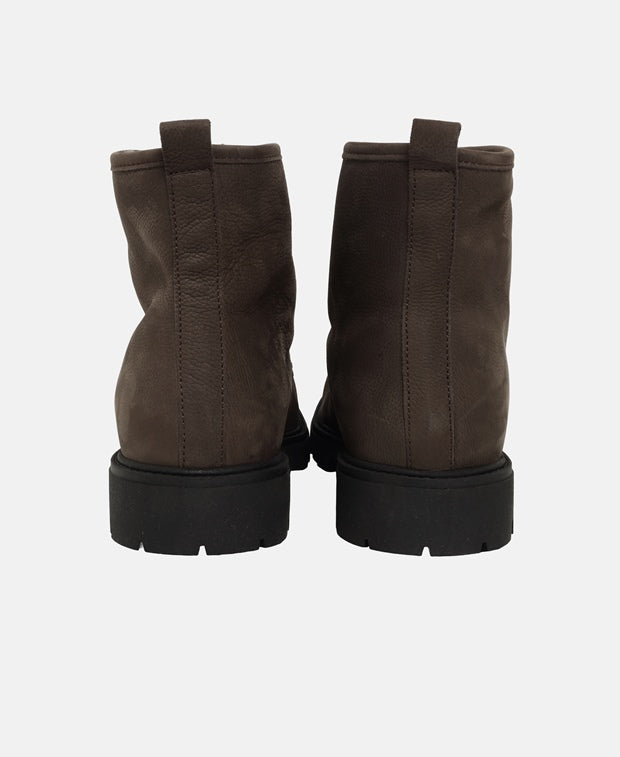 Schnürstiefeletten