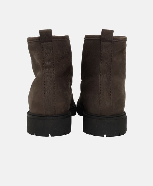 Schnürstiefeletten