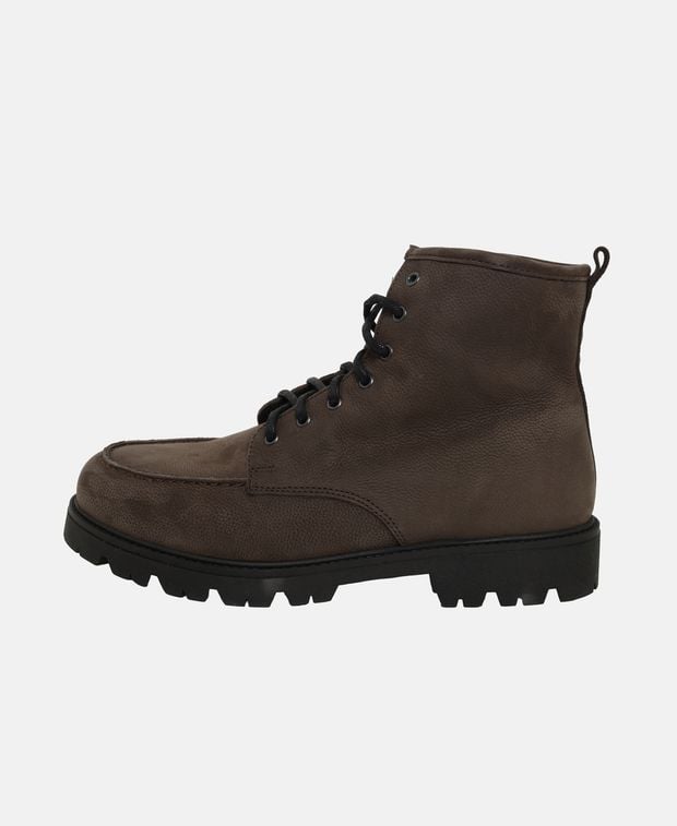 Schnürstiefeletten