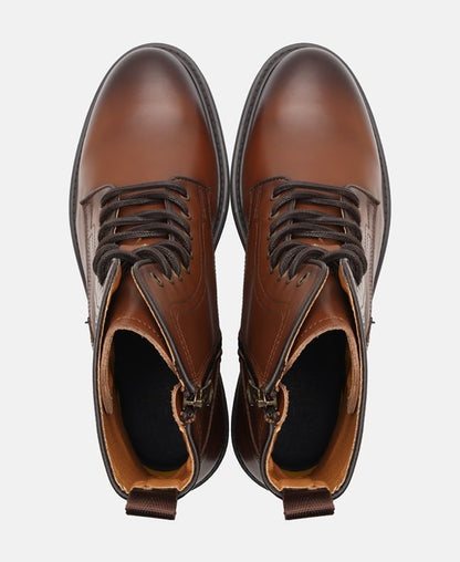 Schnürstiefeletten