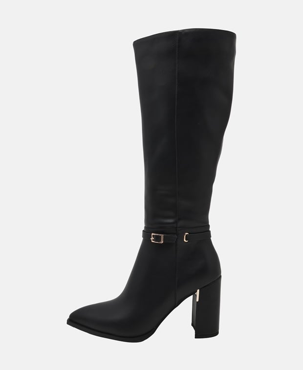 Wadenhohe Stiefel