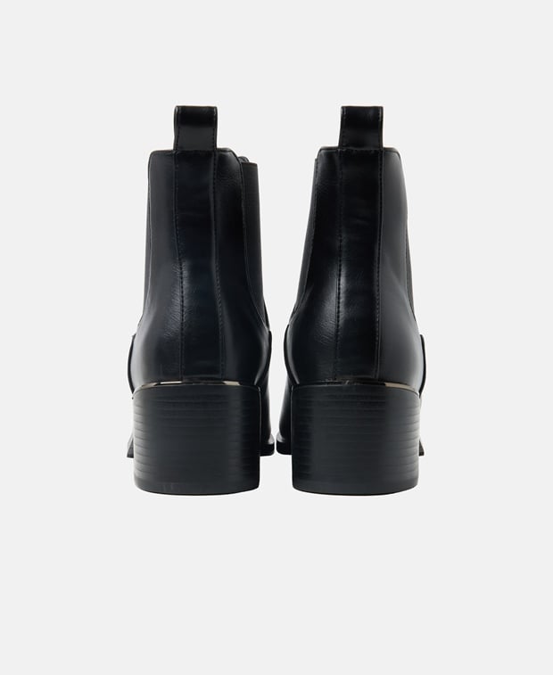 Stiefel