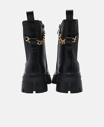 Chelsea Boots