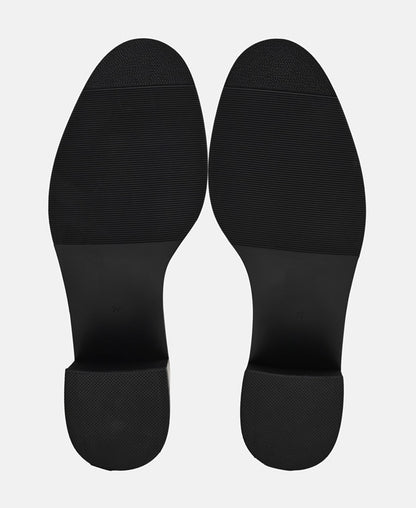 Wadenhohe Stiefel