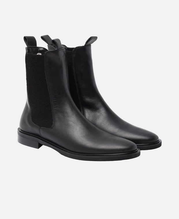 Chelsea Boots