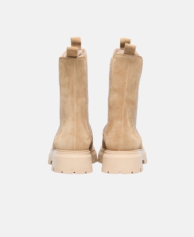 Chelsea Boots