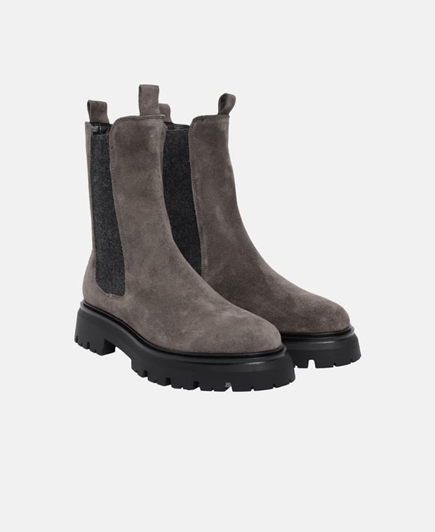 Chelsea Boots
