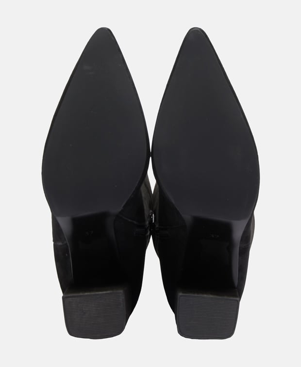 Stiefel Schaftweite M