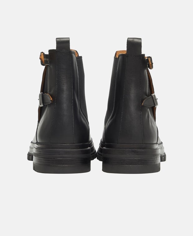 Chelsea Boots