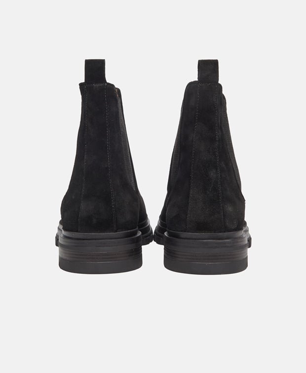 Chelsea Boots
