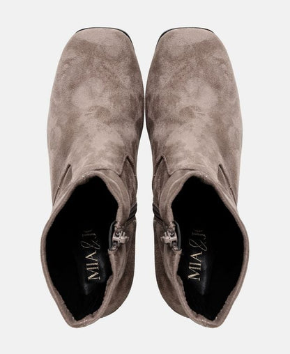 Stiefeletten