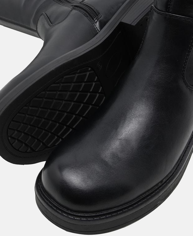 Stiefel