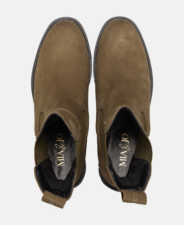 Chelsea Boots