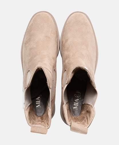 Chelsea Boots