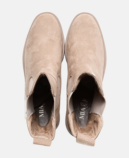 Chelsea Boots