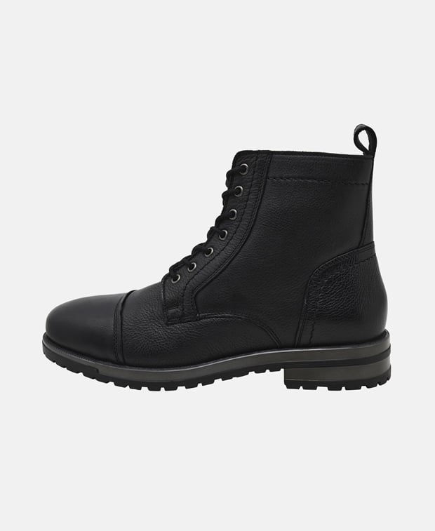 Schnürboots