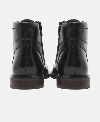 Schnürboots