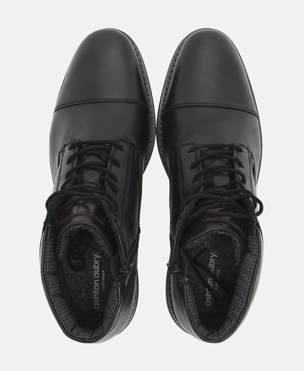 Schnürboots
