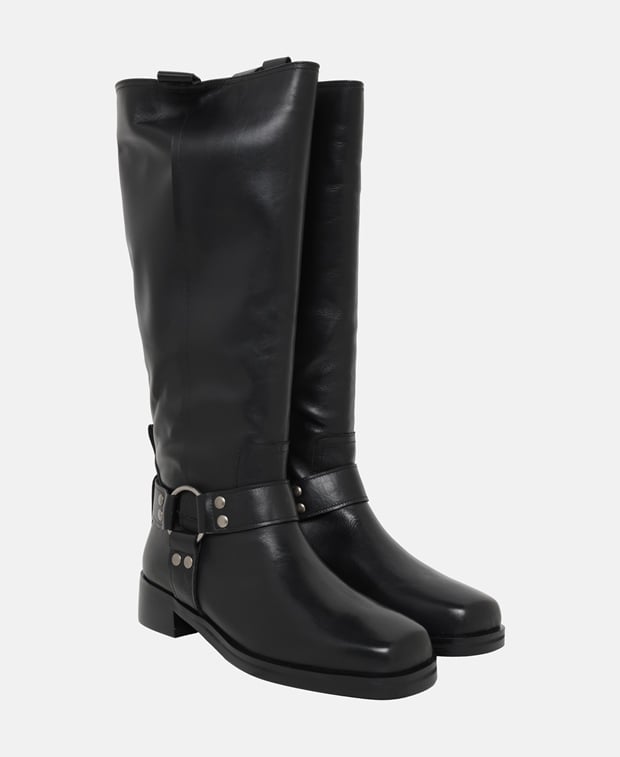 Wadenhohe Stiefel