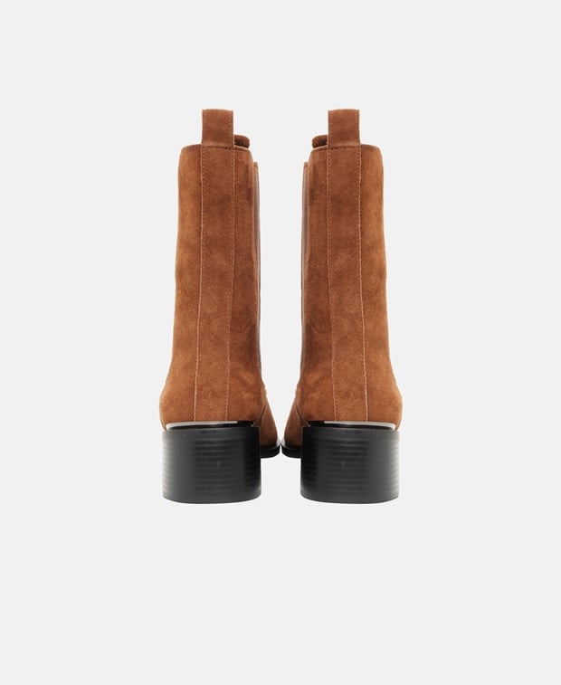 Chelsea Boots