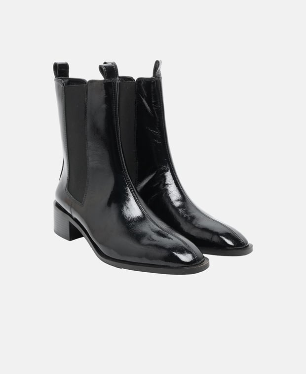 Chelsea Boots