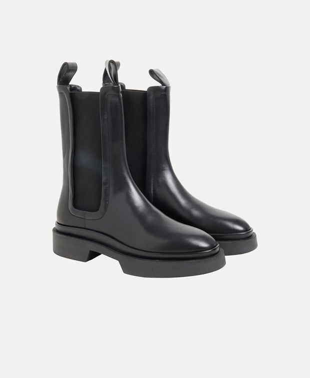 Chelsea Boots