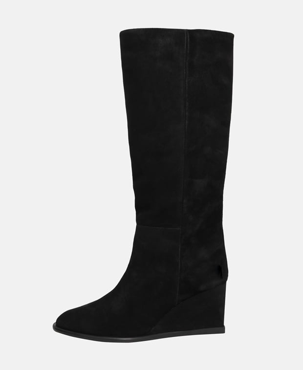 Stiefel mit Keilabsatz