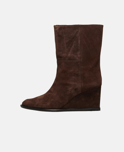 Stiefel mit Keilabsatz