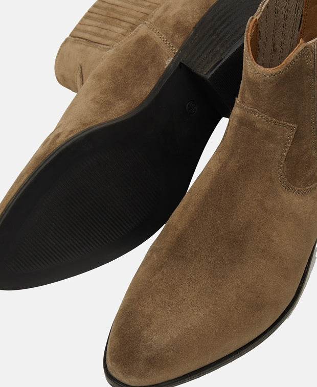 Chelsea Boots