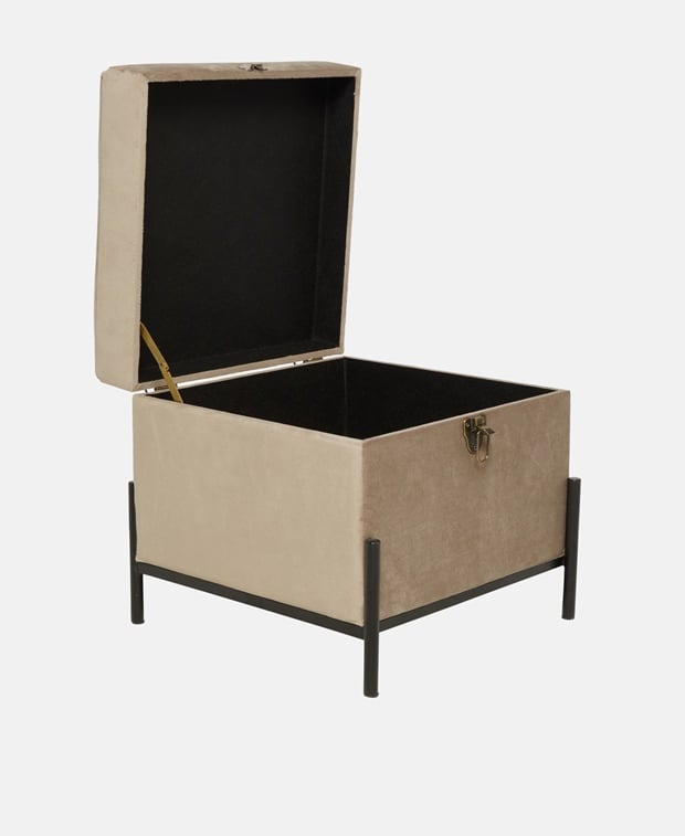 Hocker mit Stauraum