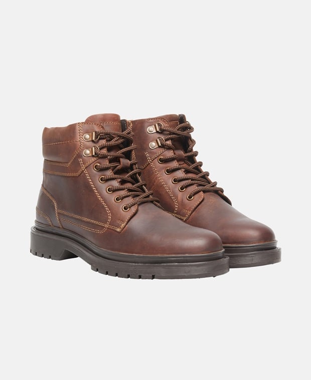 Schnürstiefeletten