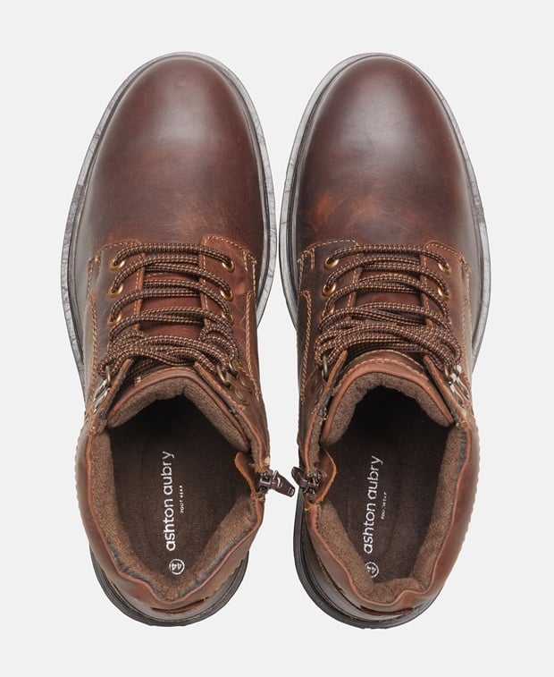 Schnürstiefeletten