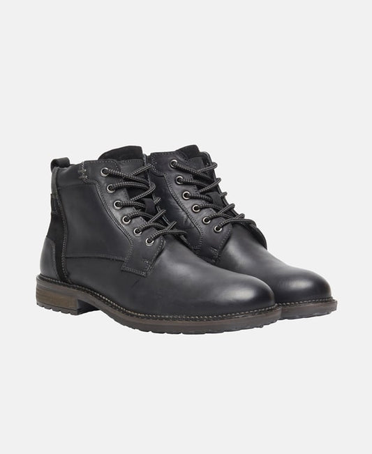 Schnürstiefeletten