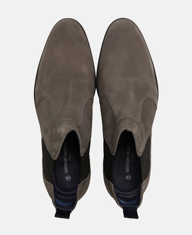 Chelsea Boots