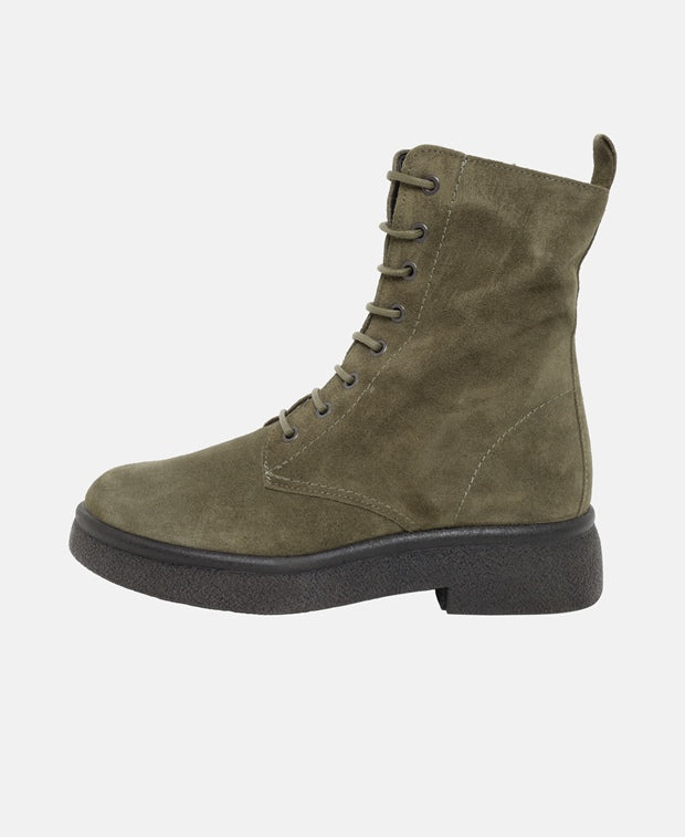 Schnürstiefeletten