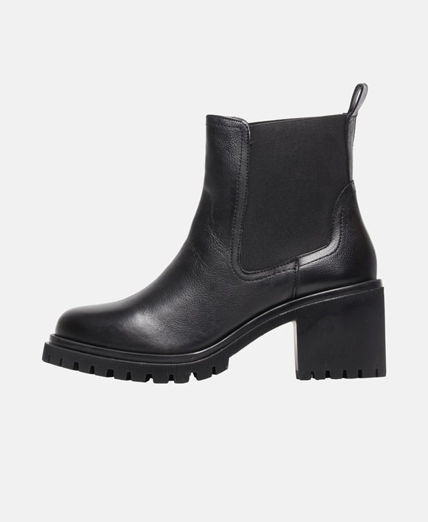 Chelsea Boots