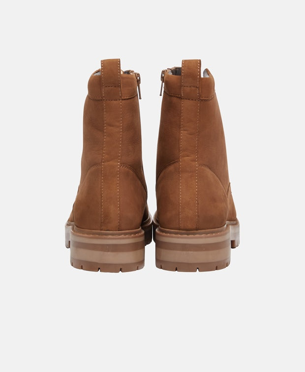 Schnürstiefeletten