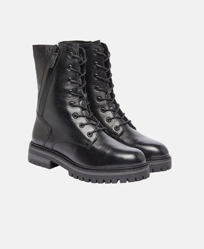 Schnürstiefeletten