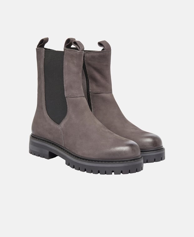 Chelsea Boots