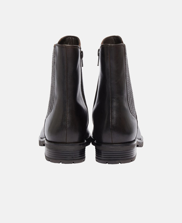 Chelsea Boots
