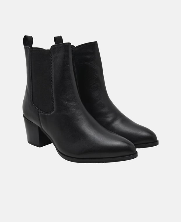 Chelsea Boots