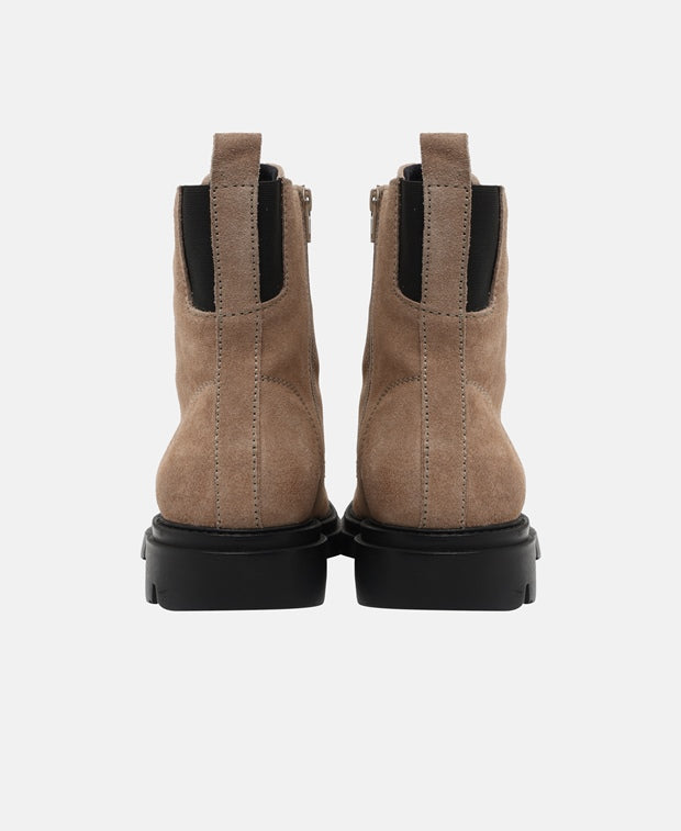 Schnürboots