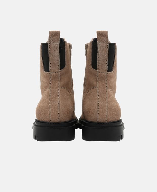 Schnürboots