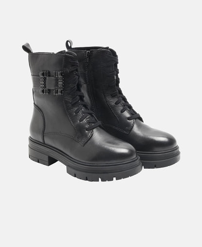 Schnürboots