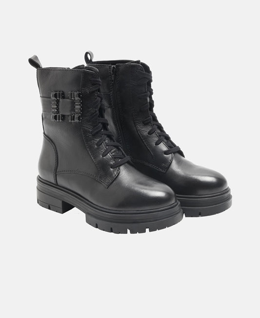 Schnürboots