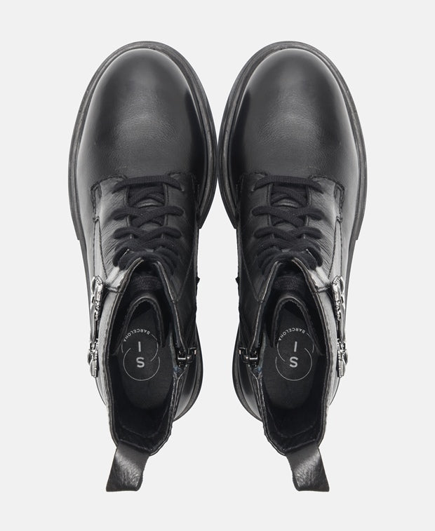 Schnürboots