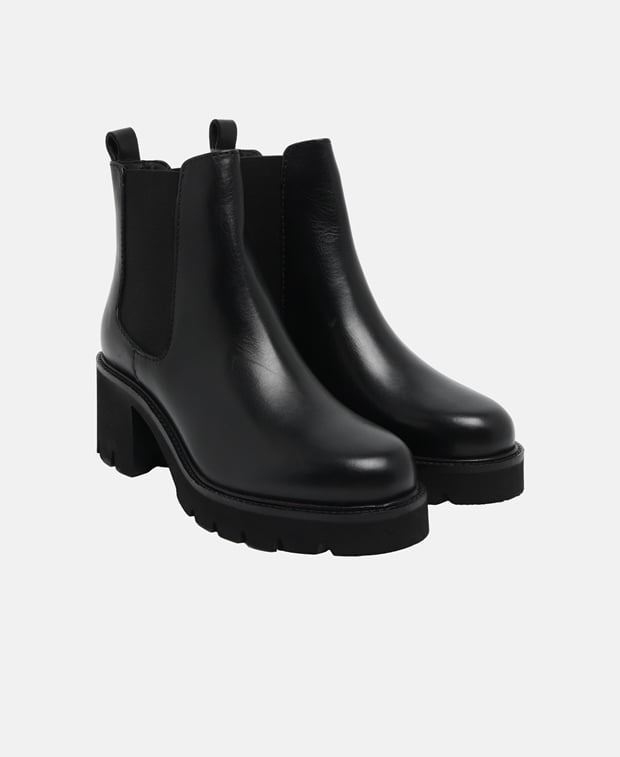 Chelsea Boots