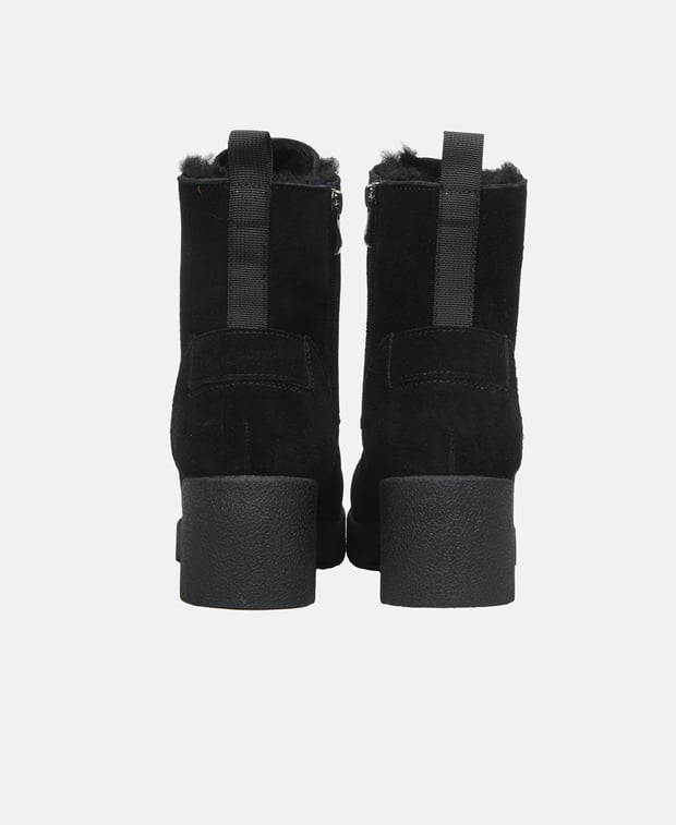 Schnürboots