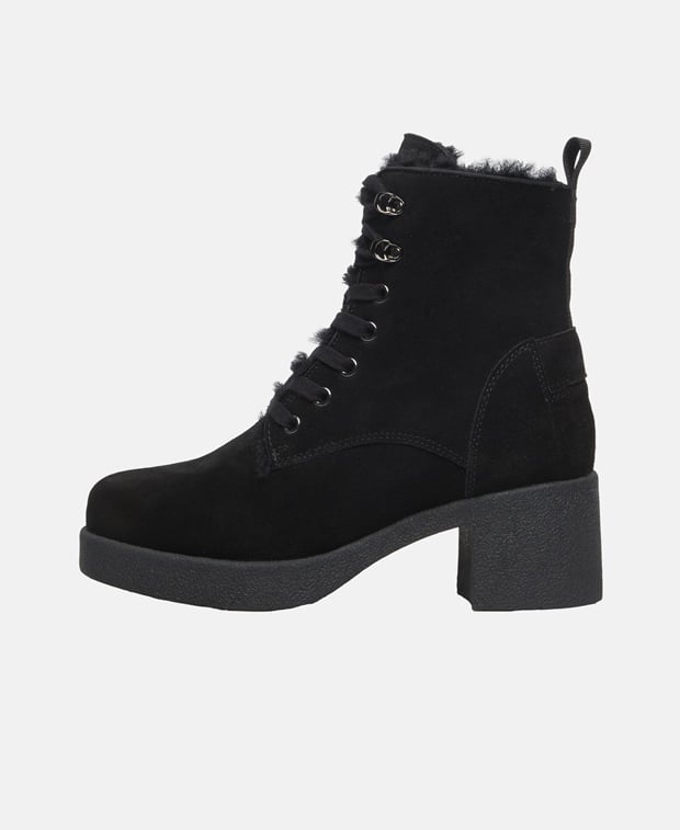 Schnürboots